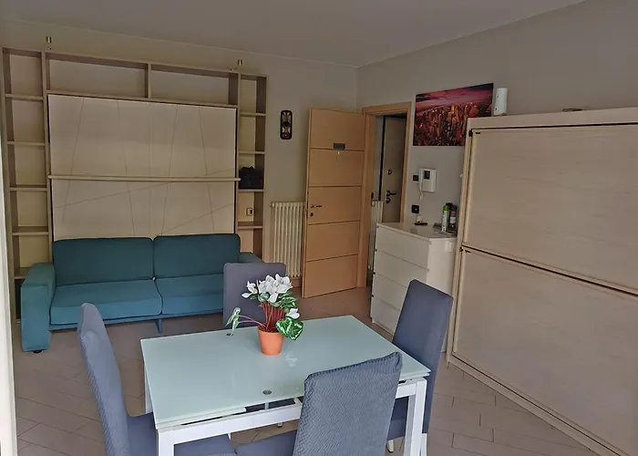 Domus Parca Apartment, Host: Shamira Coni
